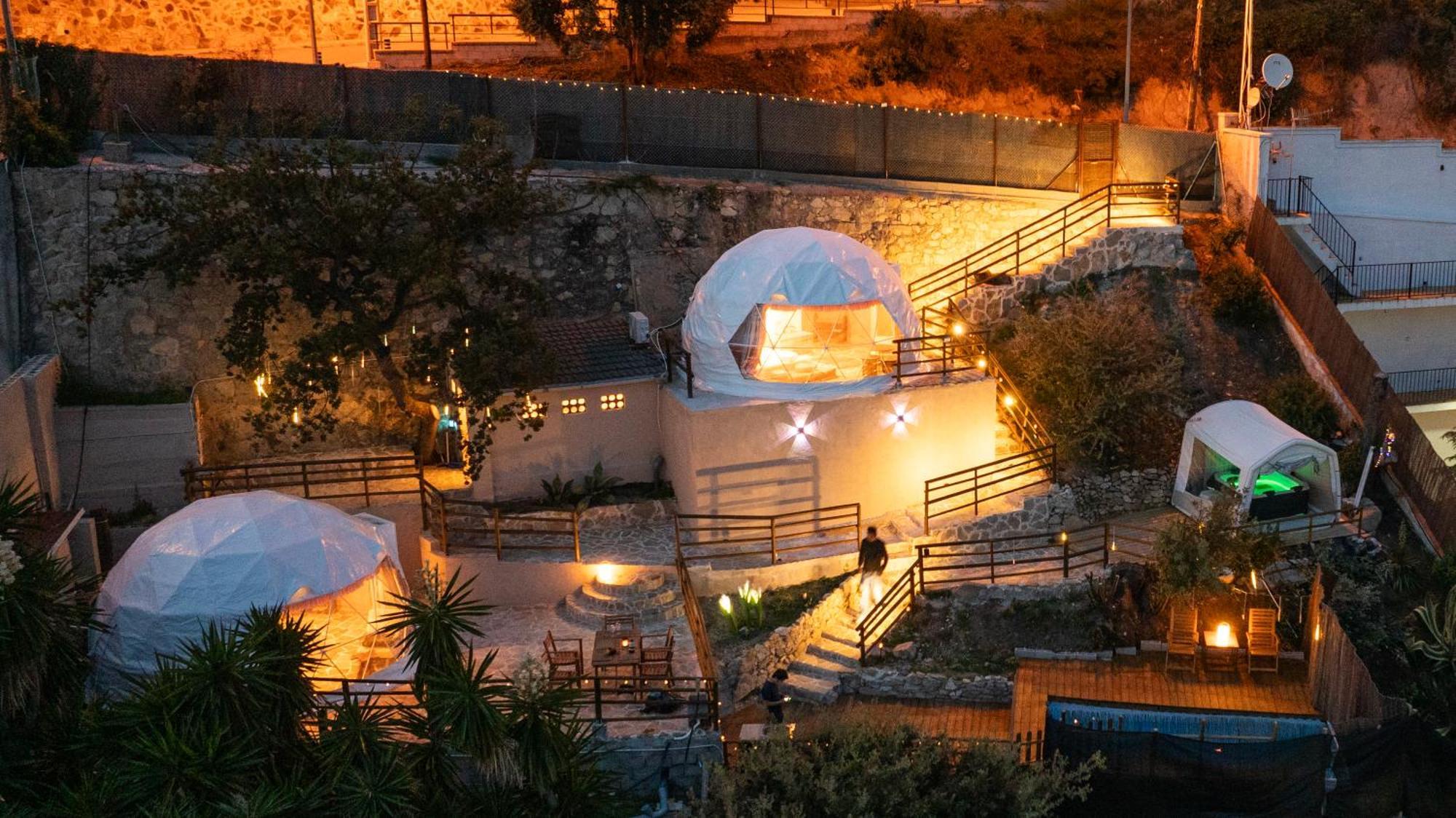 Willa Aaa View Private Terrace Outdoor Heated Hot Tub Family Fun Badalona Zewnętrze zdjęcie